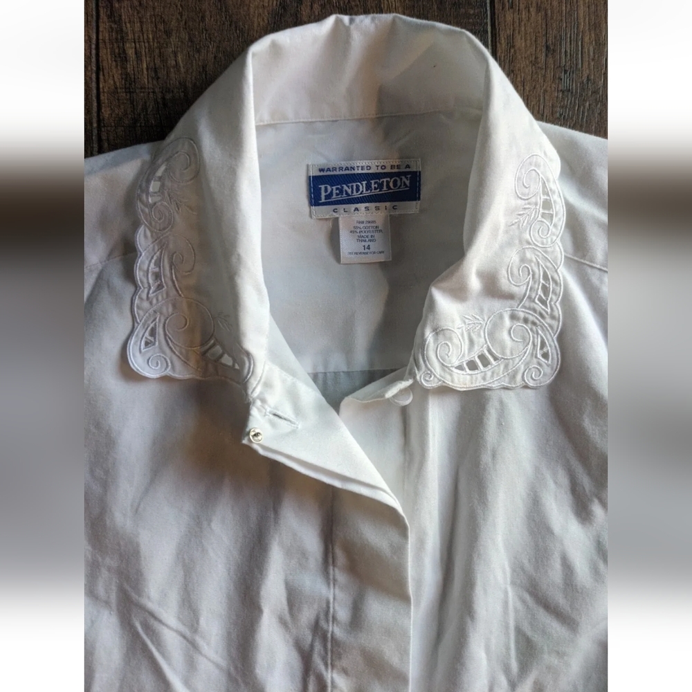 Pendleton Button Cuff Long Sleeved Suiting Top Sh… - image 4